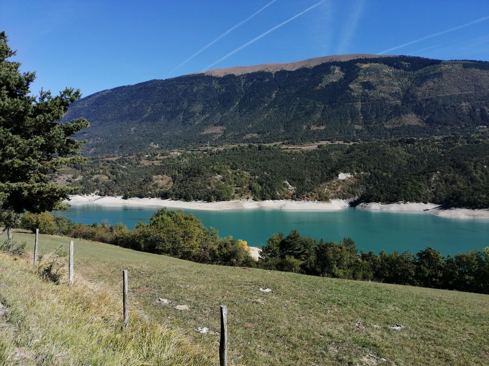 Lac de Monteynard