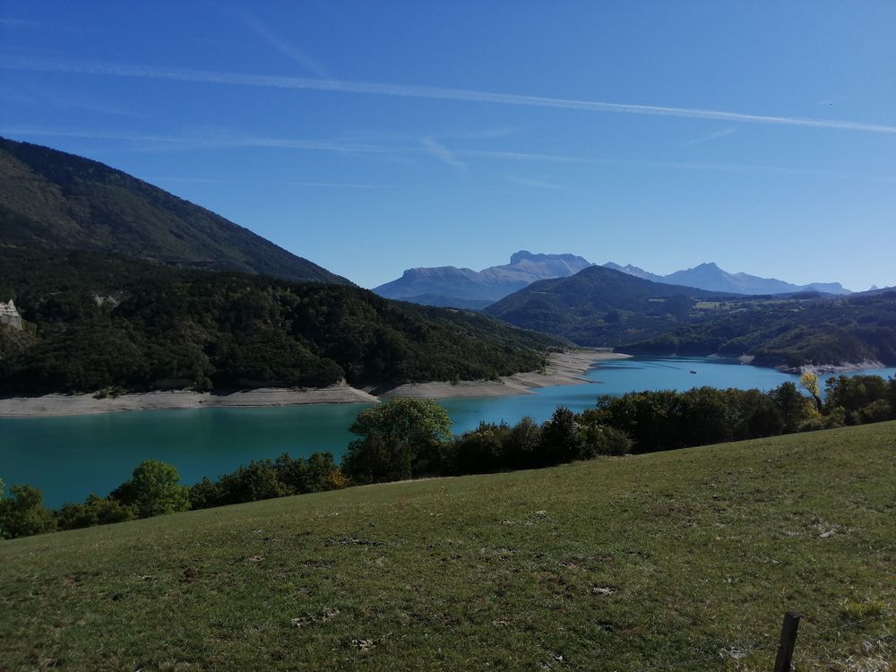 Lac de Monteynard