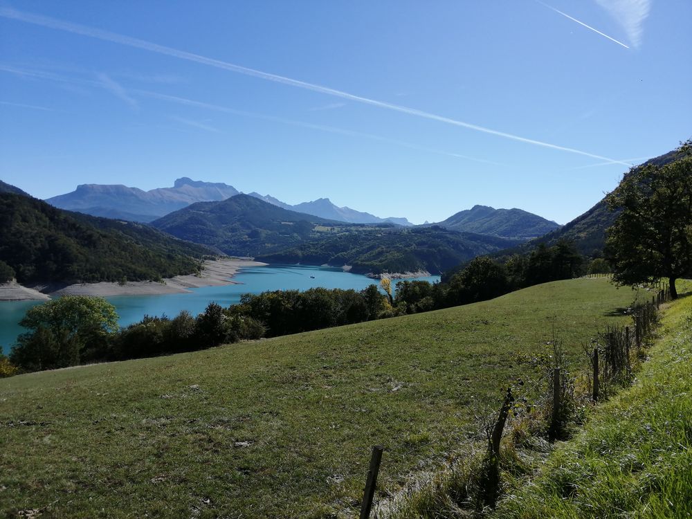 Lac de Monteynard