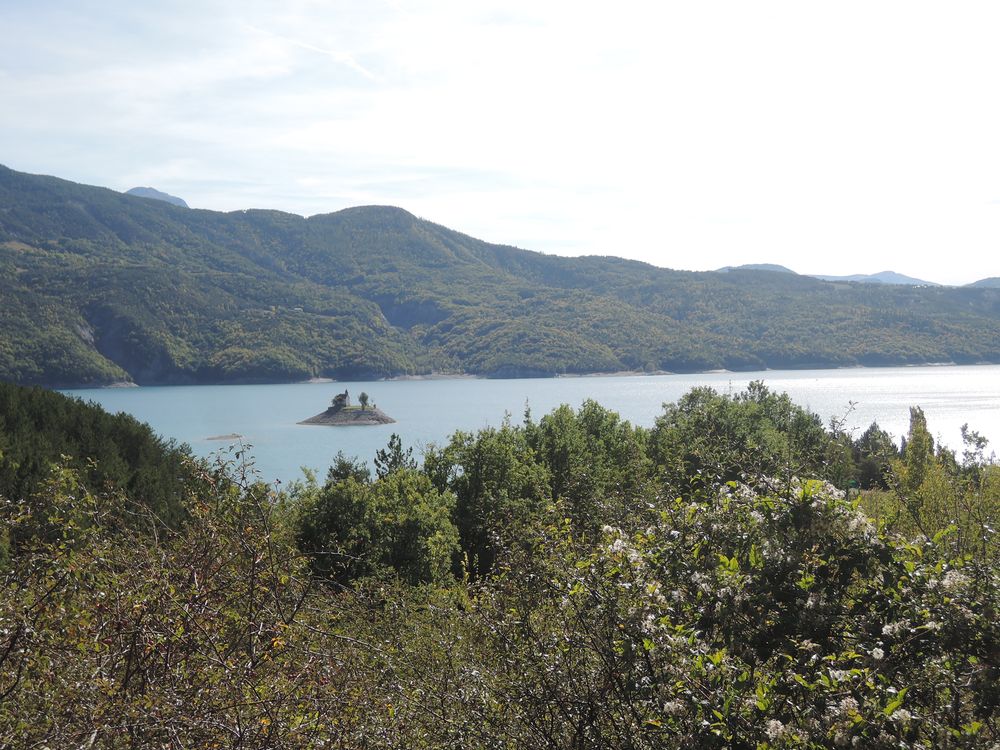 Arrivée au dessus du lac de Serre-Ponçon