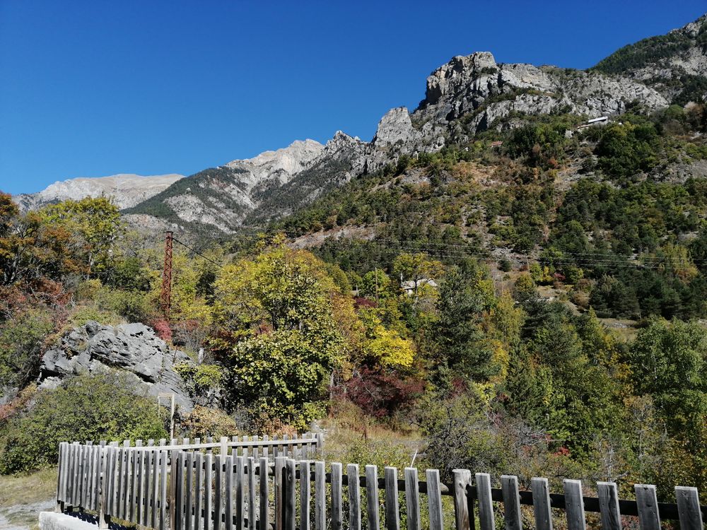Entre Le Sauze Du Lac et Barcelonnette