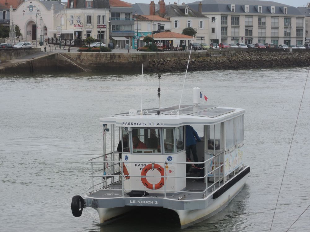 Une journée aux sables d'Olonne: traversée avec un passeur (une navette)
