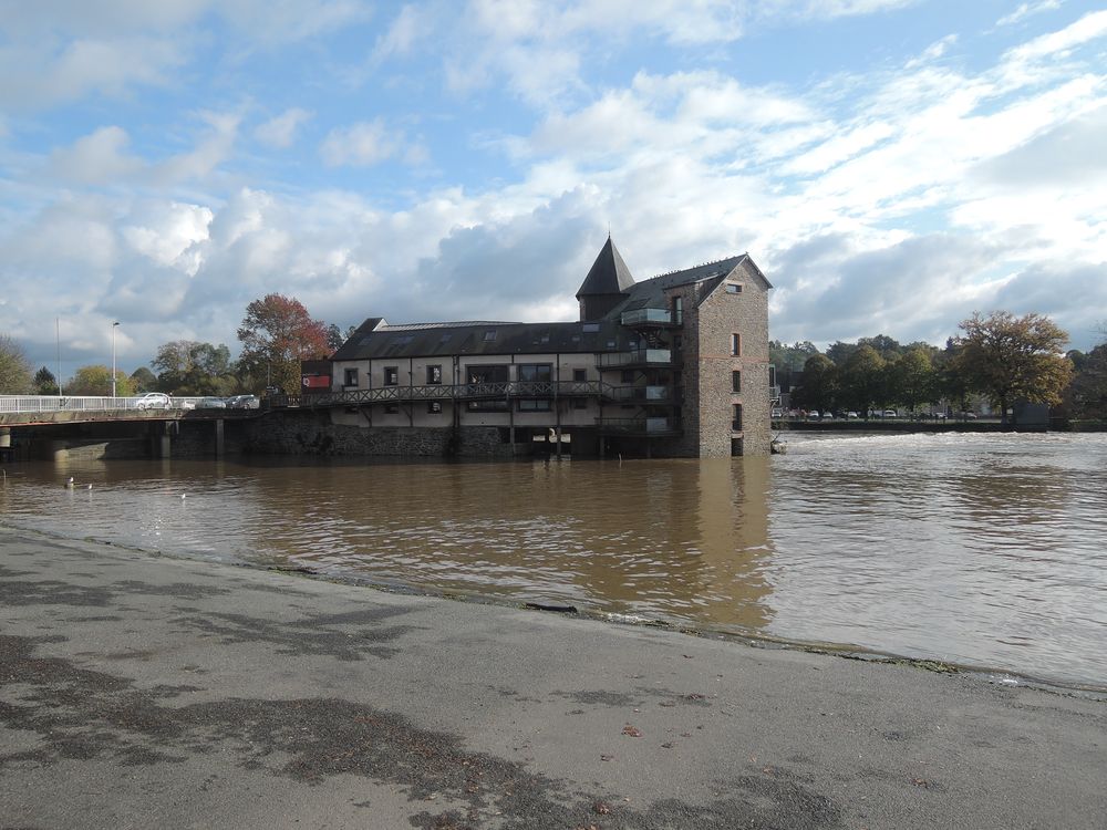 La Vilaine a débordé et crée quelques inondations
