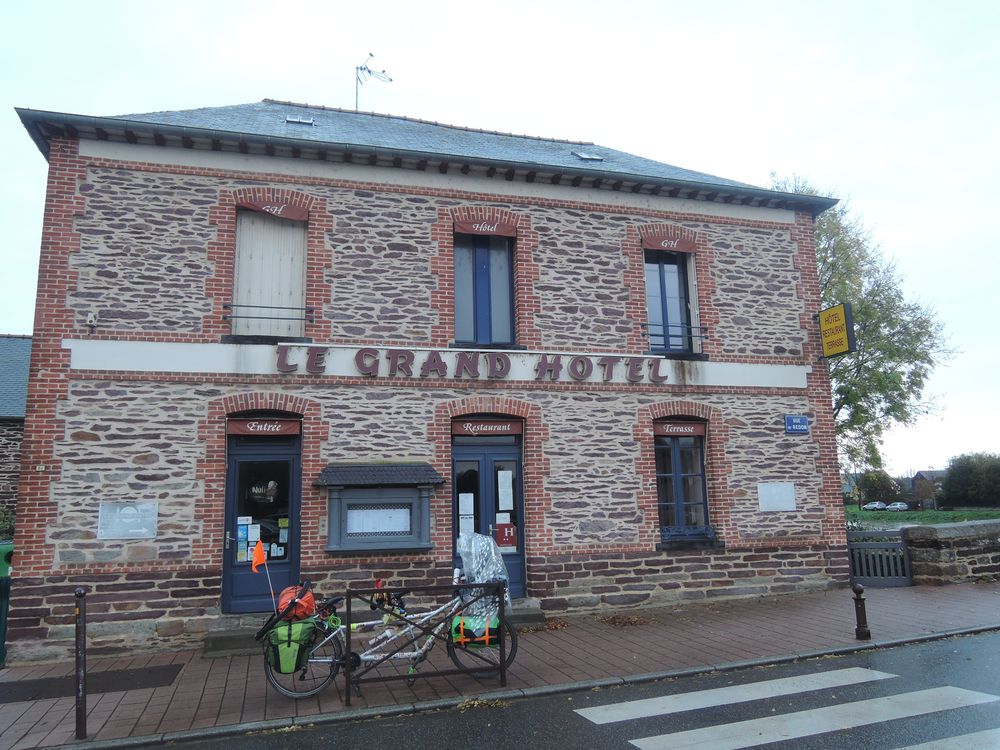 Grand Hôtel à Pont Réan