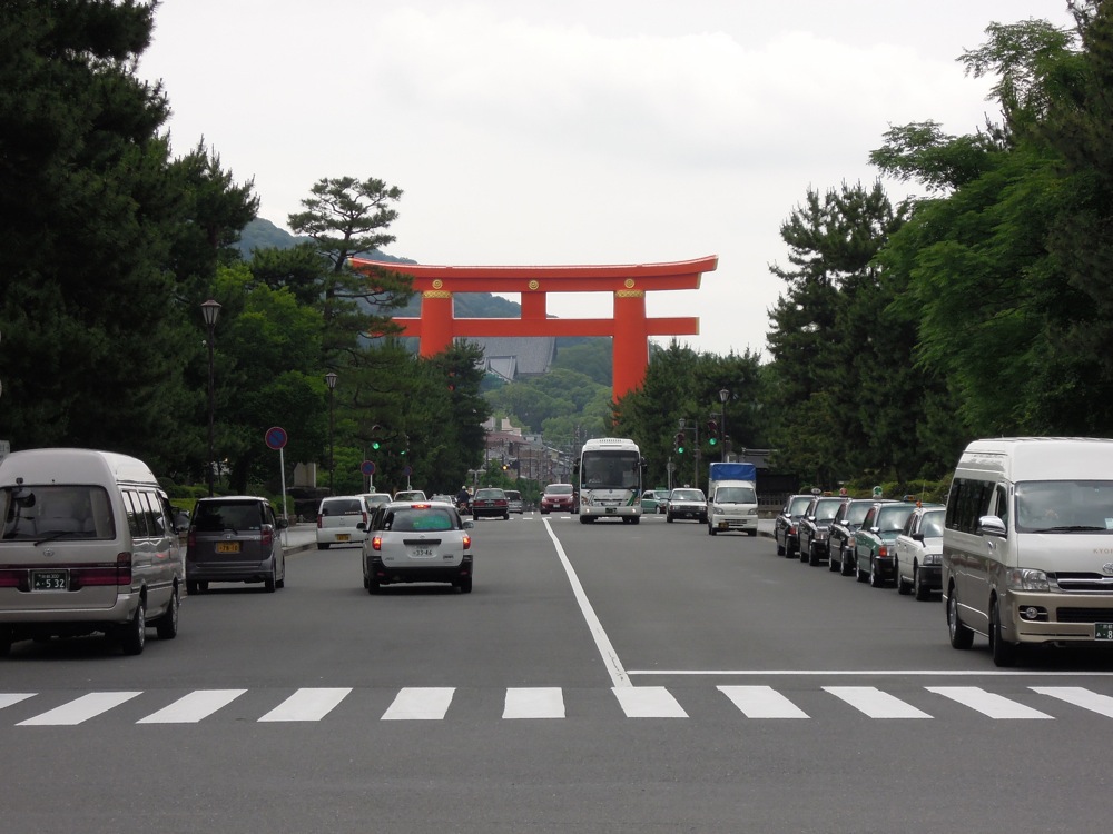 Porte ou Torii du temple Heian-Jingu