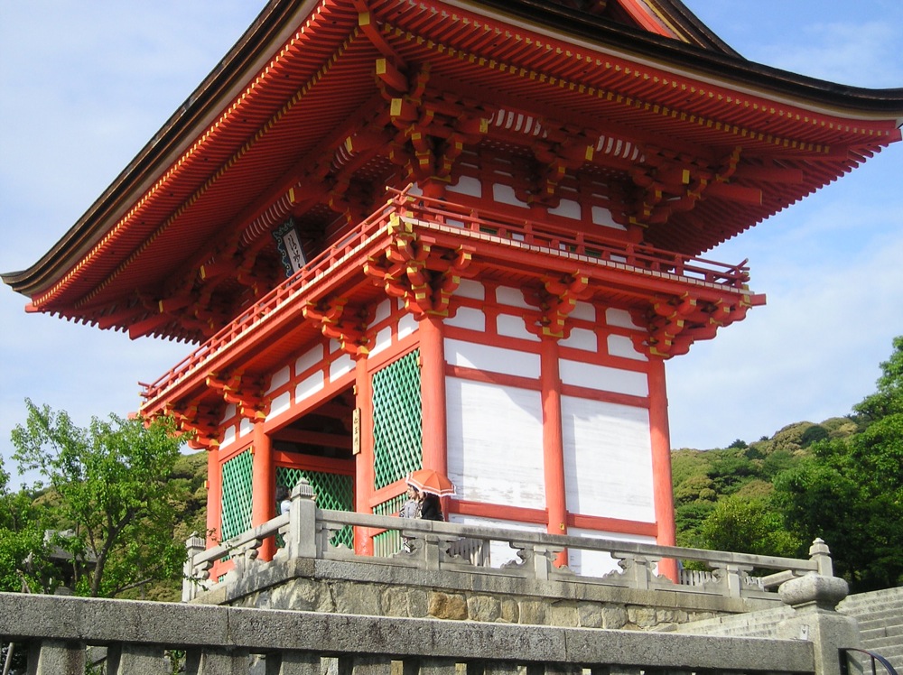 L'entrée du temple vue de plus près