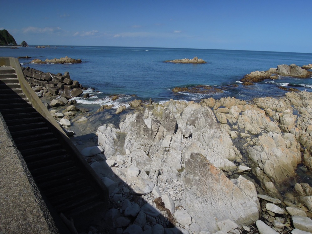 Sur la route d'Erimo, la côte est très jolie