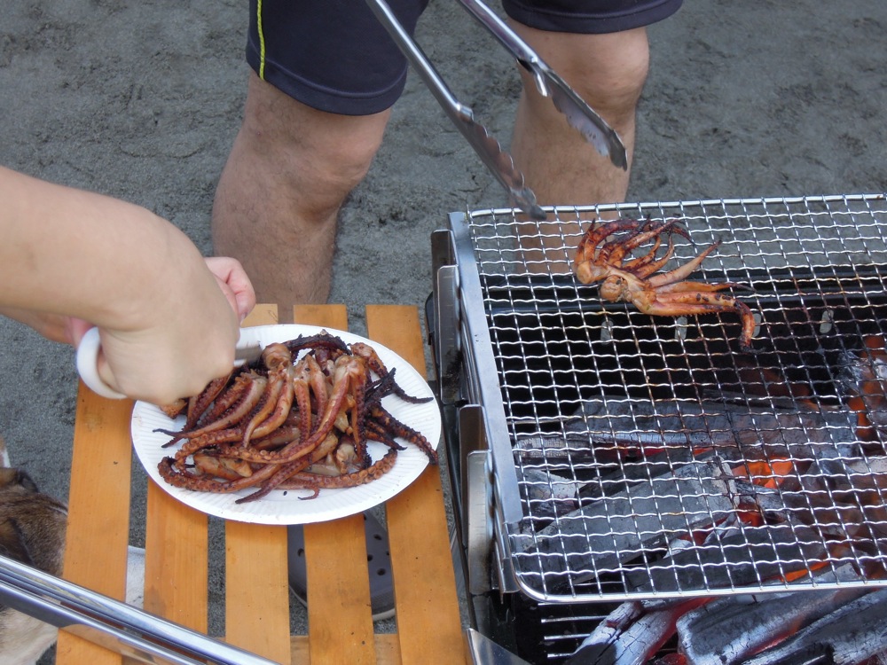 Barbecue: calamar grillé